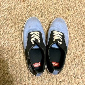 Levi’s 8.5 blue/black
